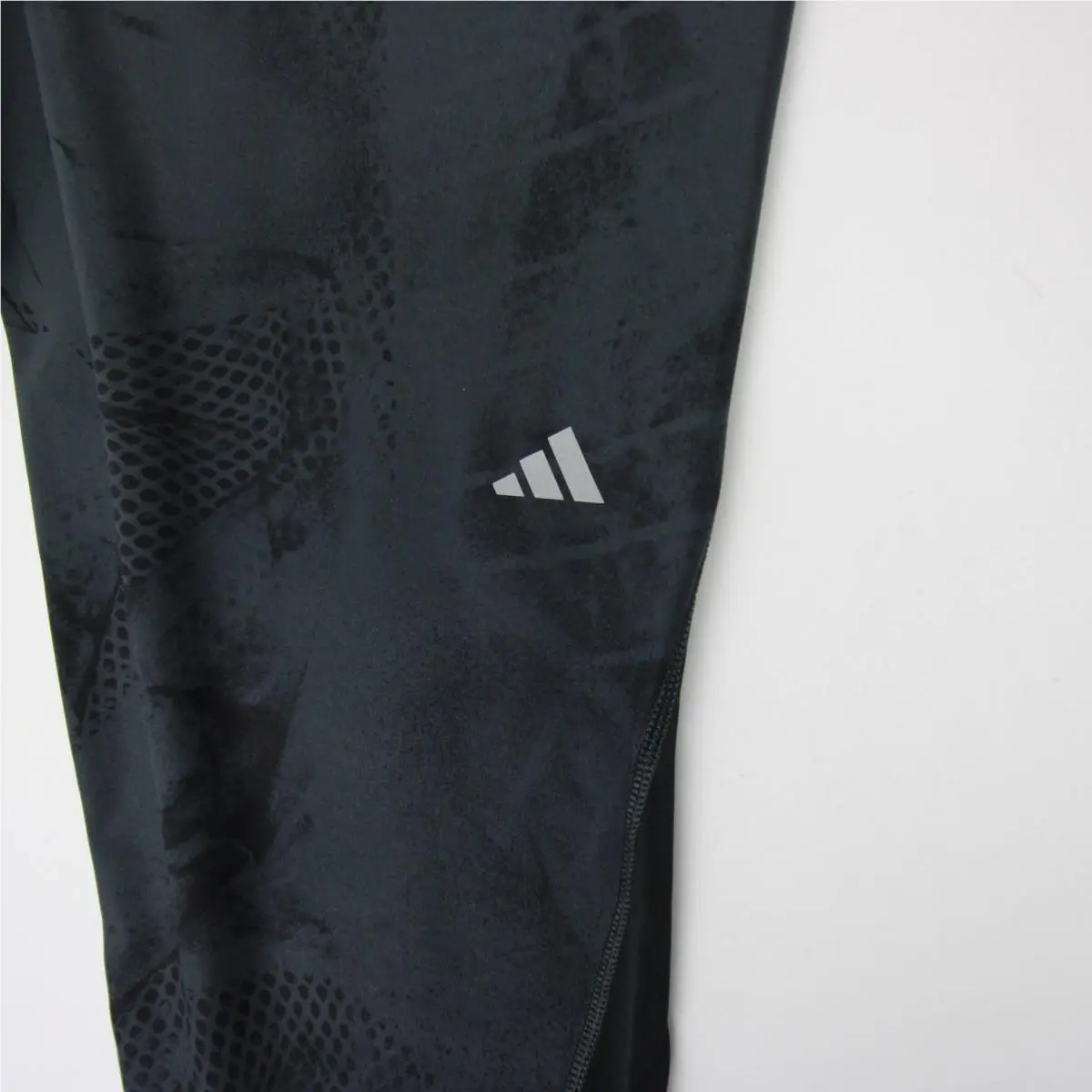 Adidas clothing - Black 2