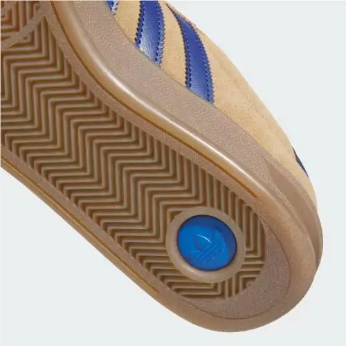 Adidas shoes - Cardboard / Muted Purple / Gum 7