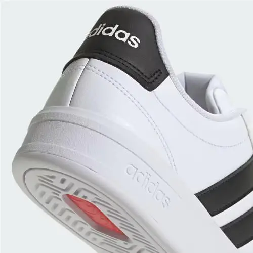 Adidas shoes - Cloud White / Core Black / Cloud White 16