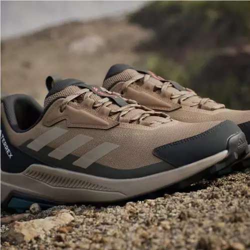 Adidas shoes - Cardboard / Blanch Cargo / Shadow Olive 7