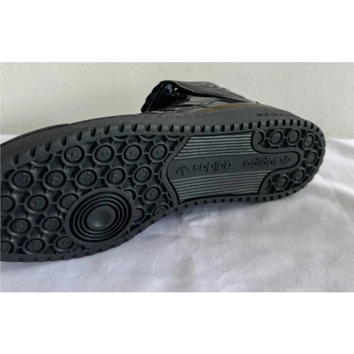 Adidas shoes - Wings 4.0 - Wings - Black 9