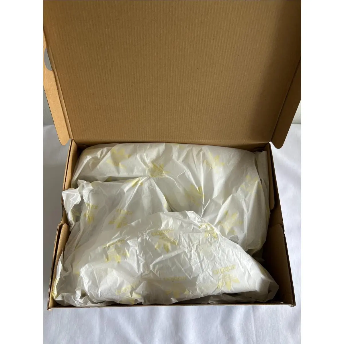Adidas shoes - Wings 4.0 - Wings - IE6861 - White 19