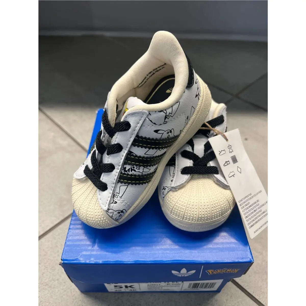 Adidas shoes - White 4