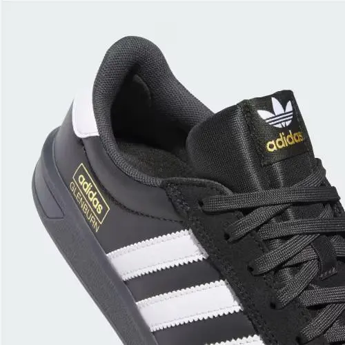 Adidas shoes - Core Black / Cloud White / Carbon 17