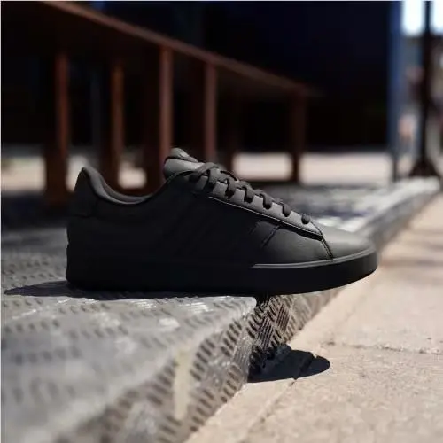 Adidas shoes - Core Black / Core Black / Carbon 11