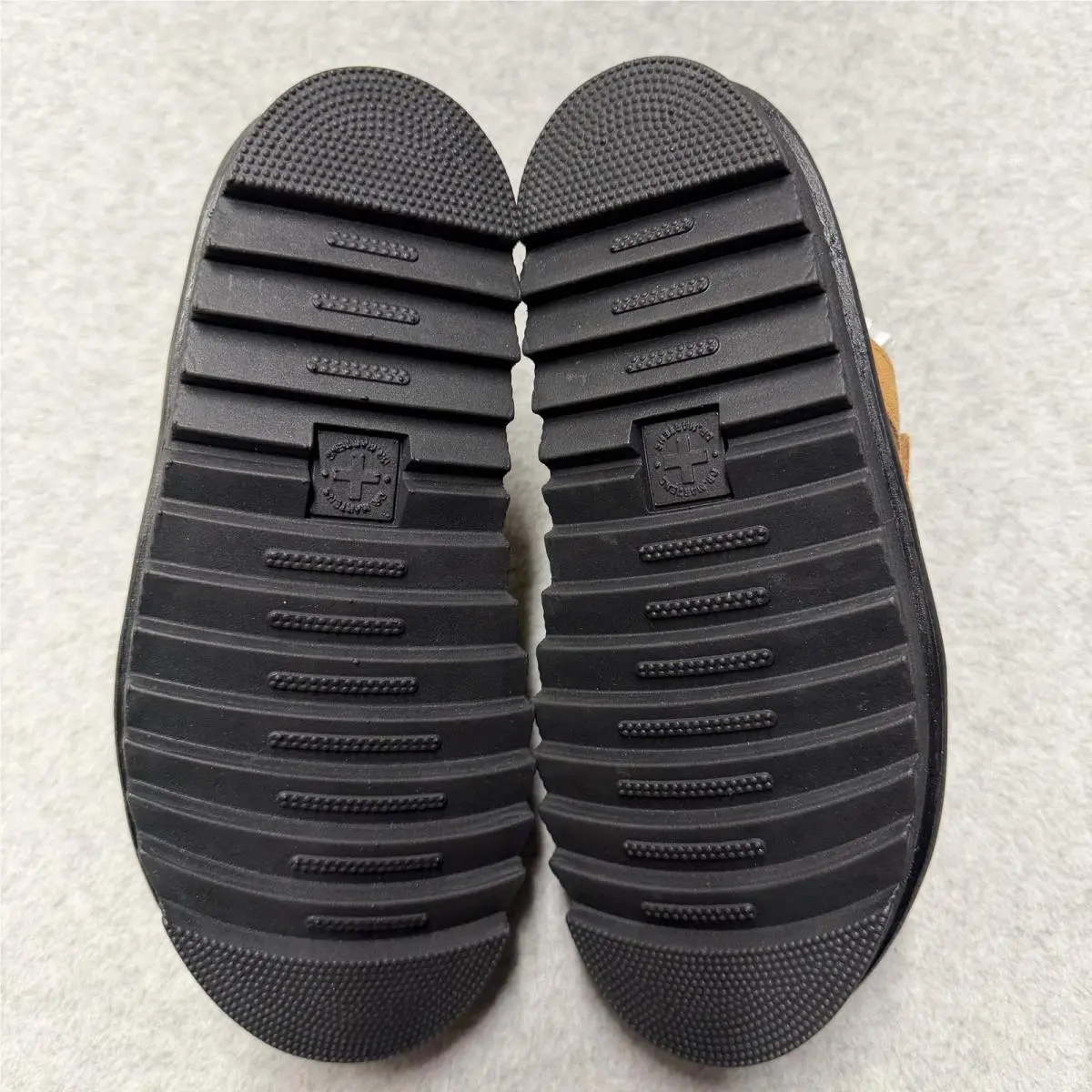 Dr. Martens shoes - Dr. Martens Raine Slide - Martens Raine Slide - Brown 4