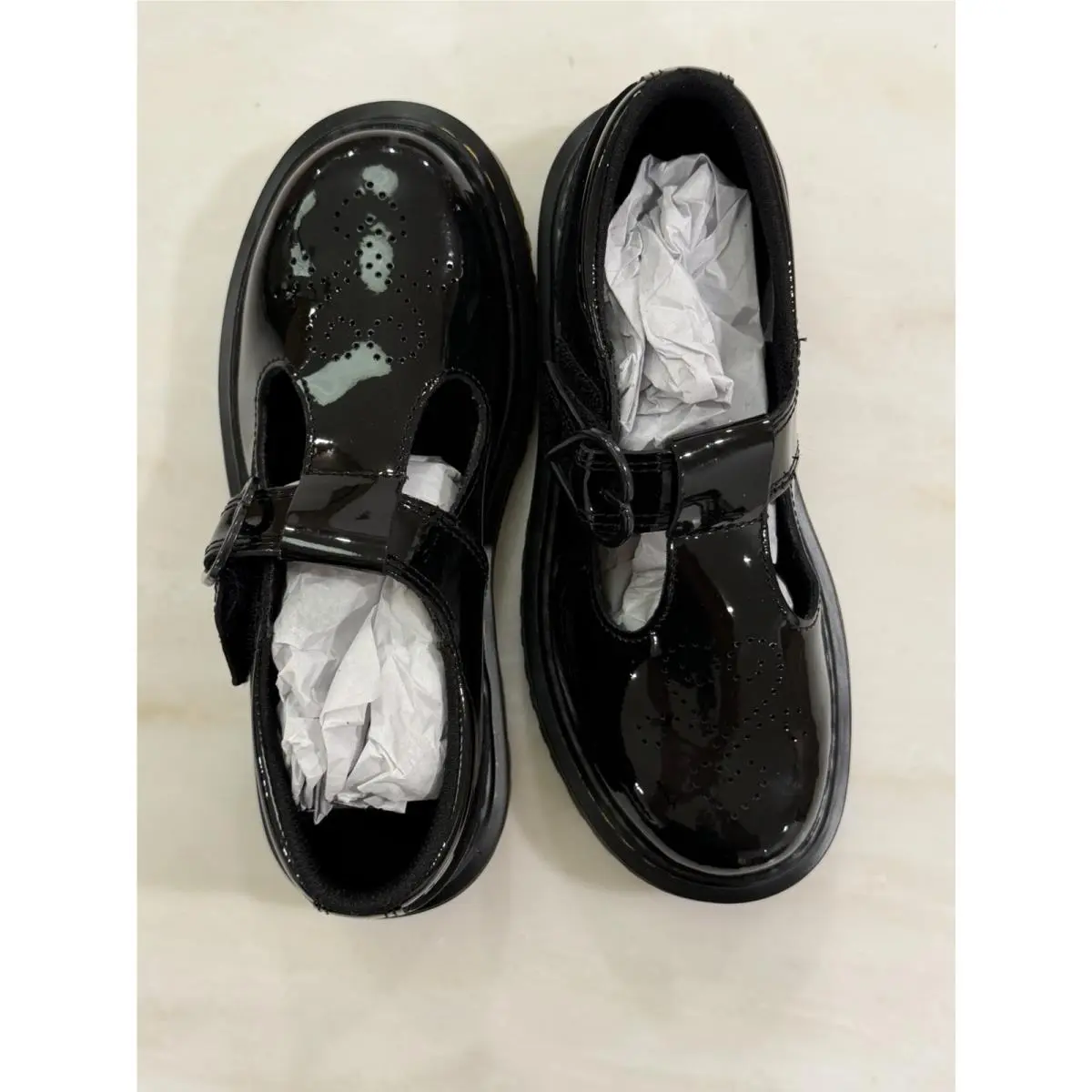 Dr. Martens shoes - 1460 J - 42885001 - Black (UPC: 190665425222) 1