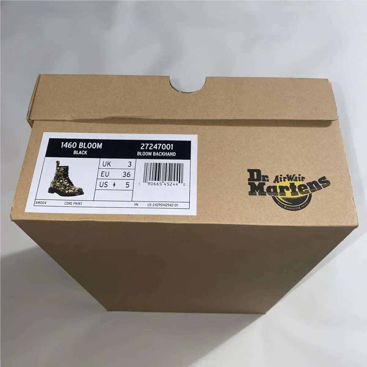 Dr. Martens shoes - Dr Martens Bloom Backhand - Bloom Backhand - Black (UPC: 190665452457) 9
