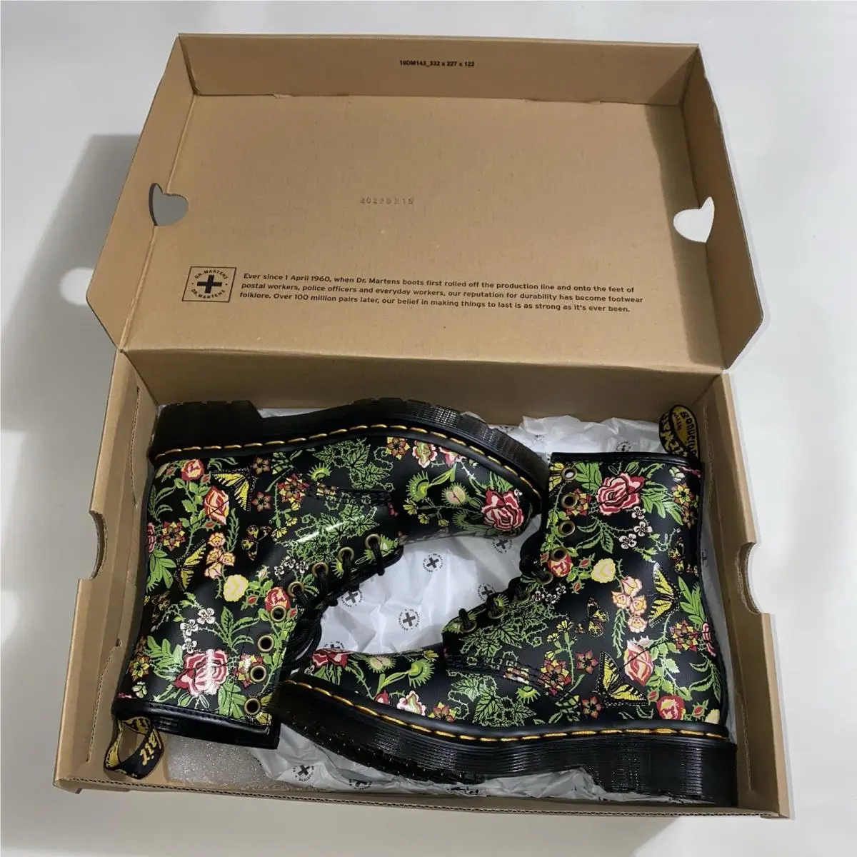 Dr. Martens shoes - Dr Martens Bloom Backhand - Bloom Backhand - Black (UPC: 190665452457) 7