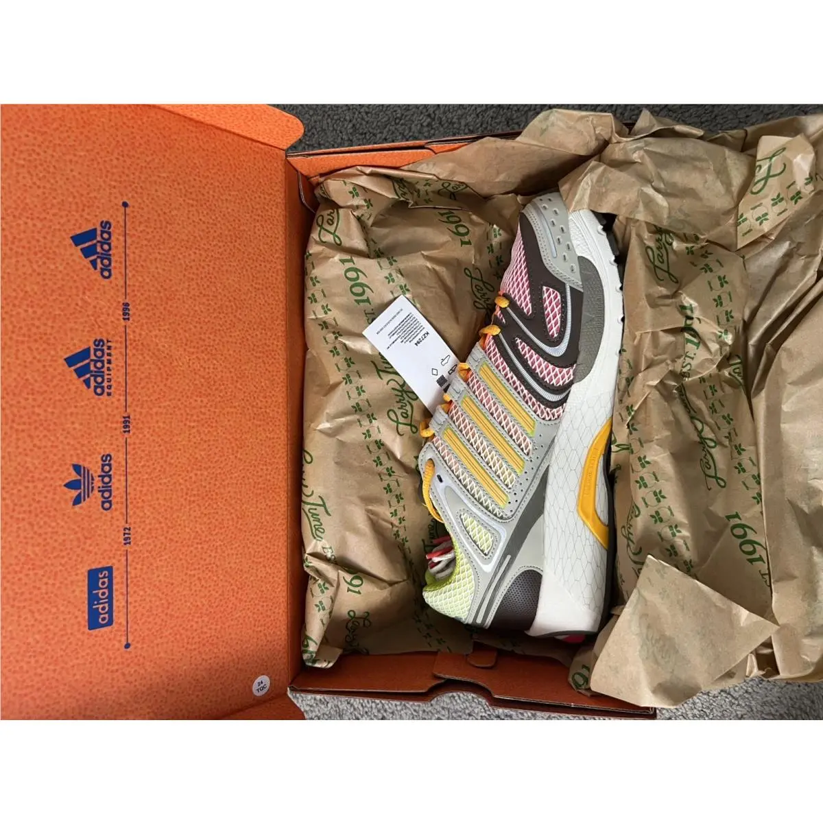 Adidas shoes - adidas Adistar Control 5 - Adistar Control - KZ7294 - Multicolor 4