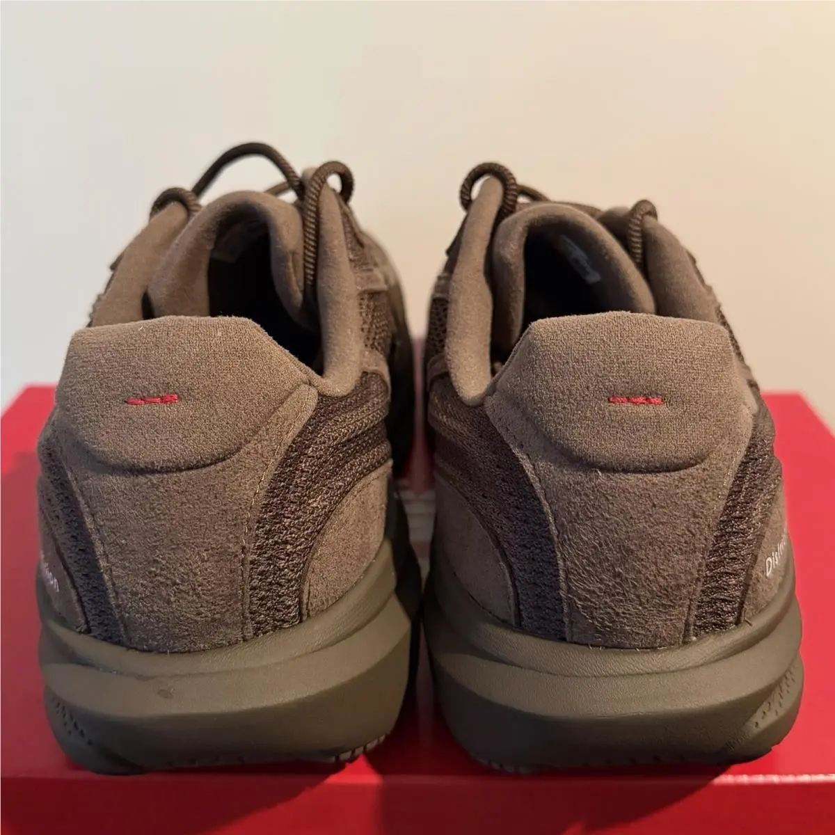 New Balance shoes - New Balance 1080 - M10806ON - Brown 2