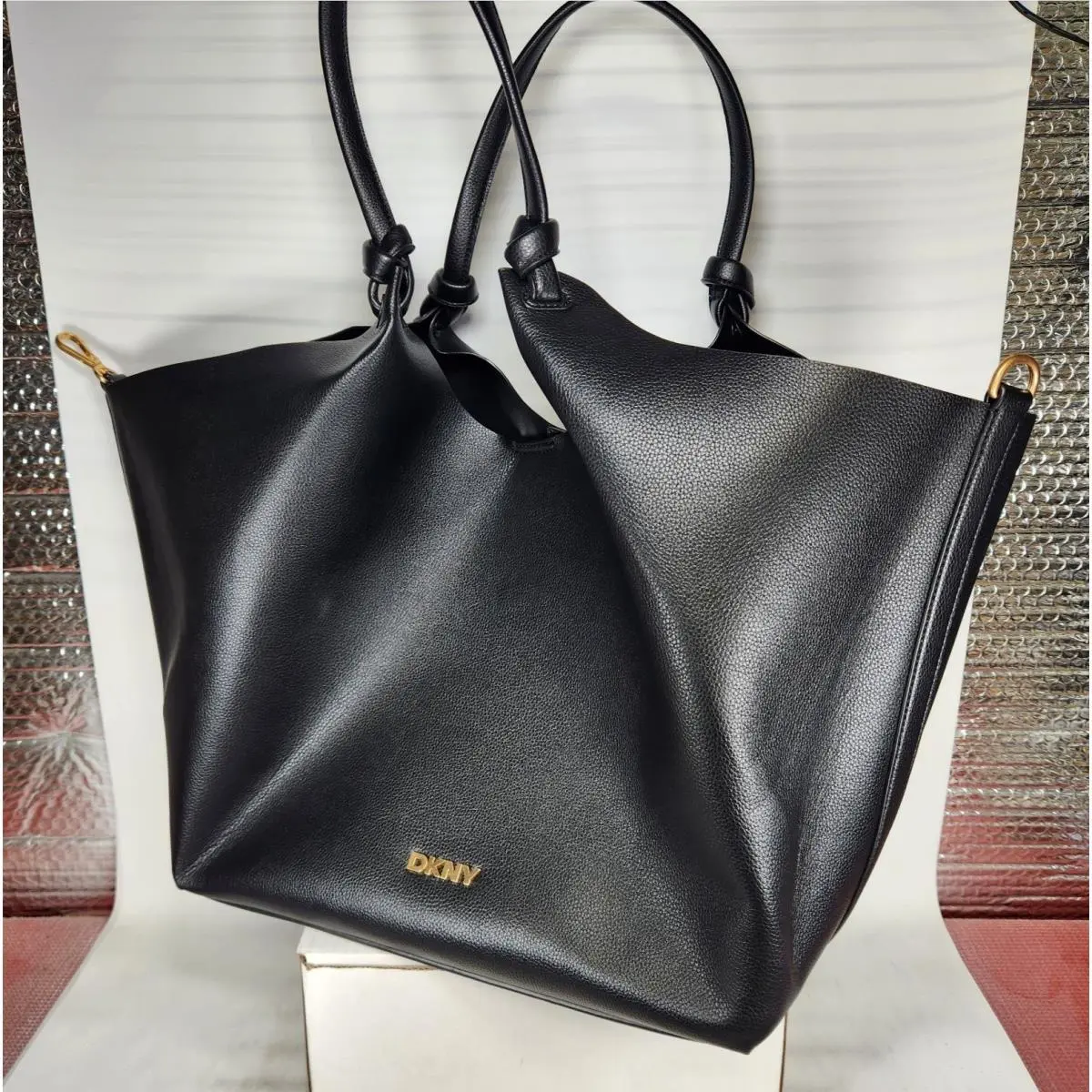 Dkny Paula Tote Bag Womens Size Large Black Pebbled Leather Commuter Bag