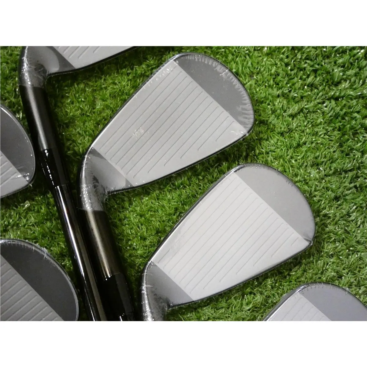 Mizuno  - JPX 925 Hot Metal Black Ion - Black 2