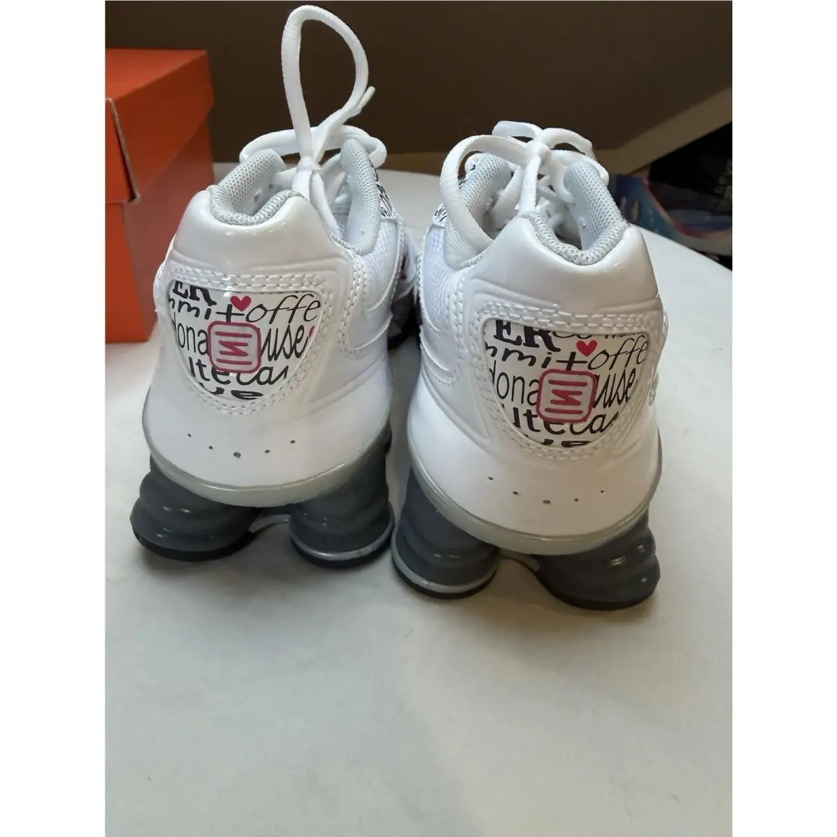 Nike shoes - Nike Shox - Shox - 331152102 - White 2