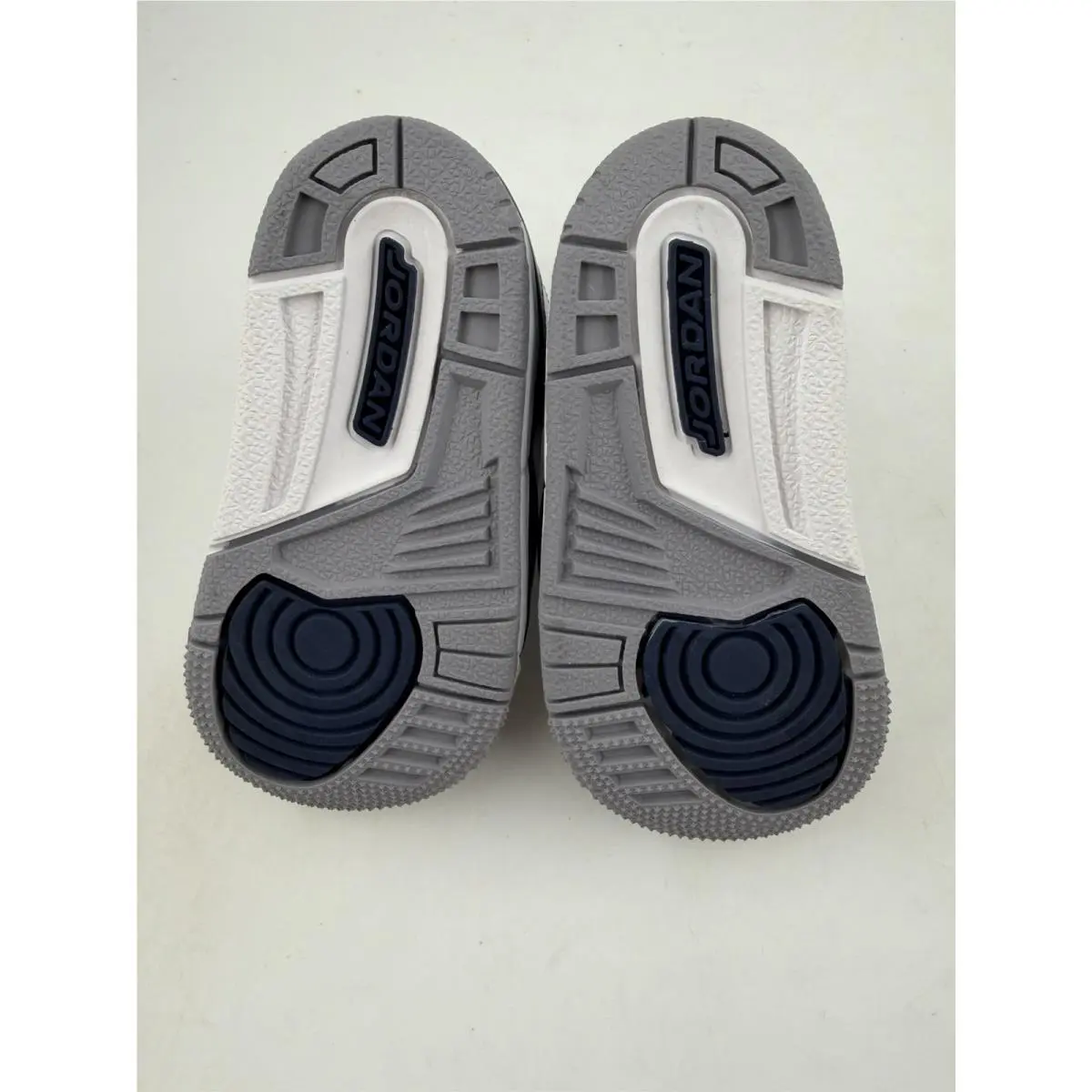 Nike shoes - Air Jordan 3 - Air - White (UPC: 0196975537600) 9