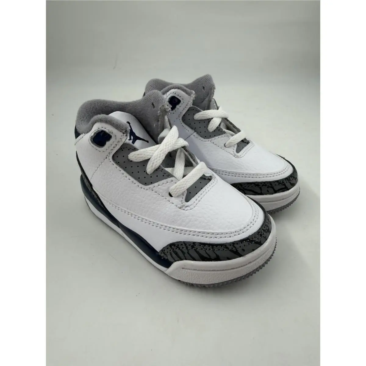 Nike shoes - Air Jordan 3 - Air - White (UPC: 0196975537600) 14