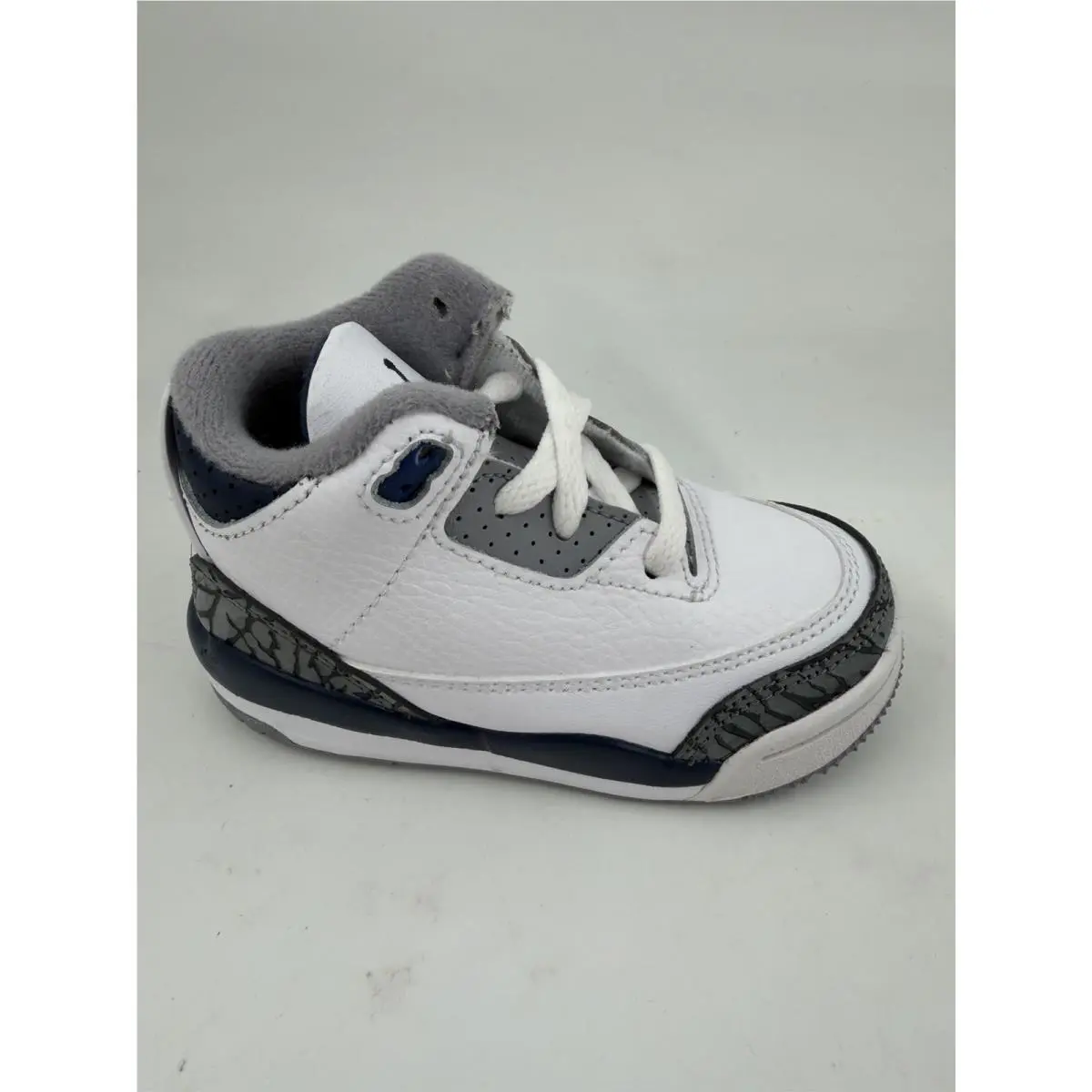 Nike shoes - Air Jordan 3 - Air - White (UPC: 0196975537600) 0