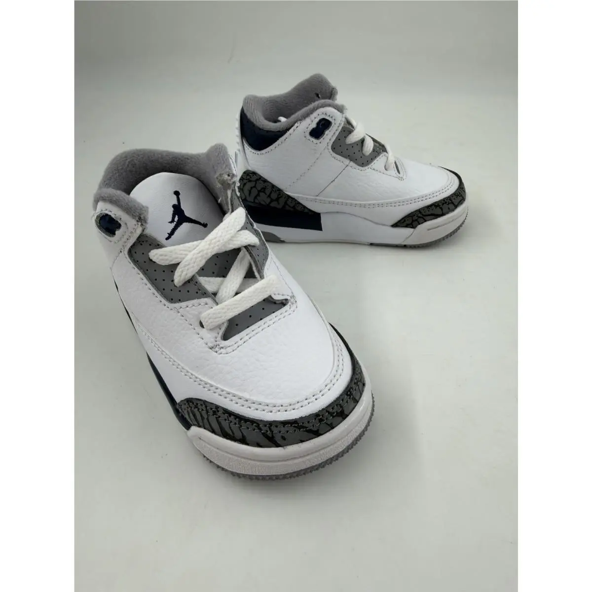 Nike shoes - Air Jordan 3 - Air - White (UPC: 0196975537600) 1