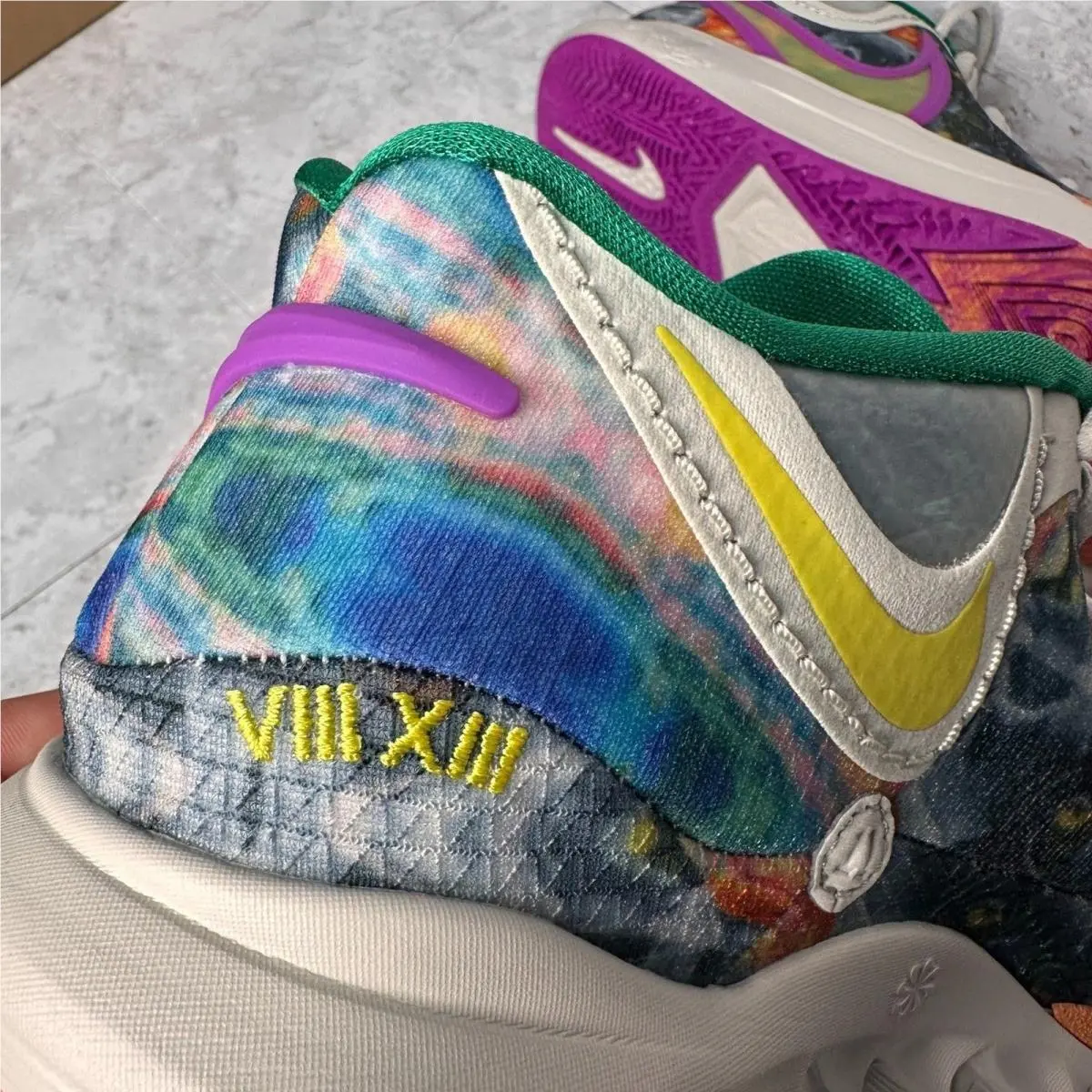 Nike shoes - Multicolor 9