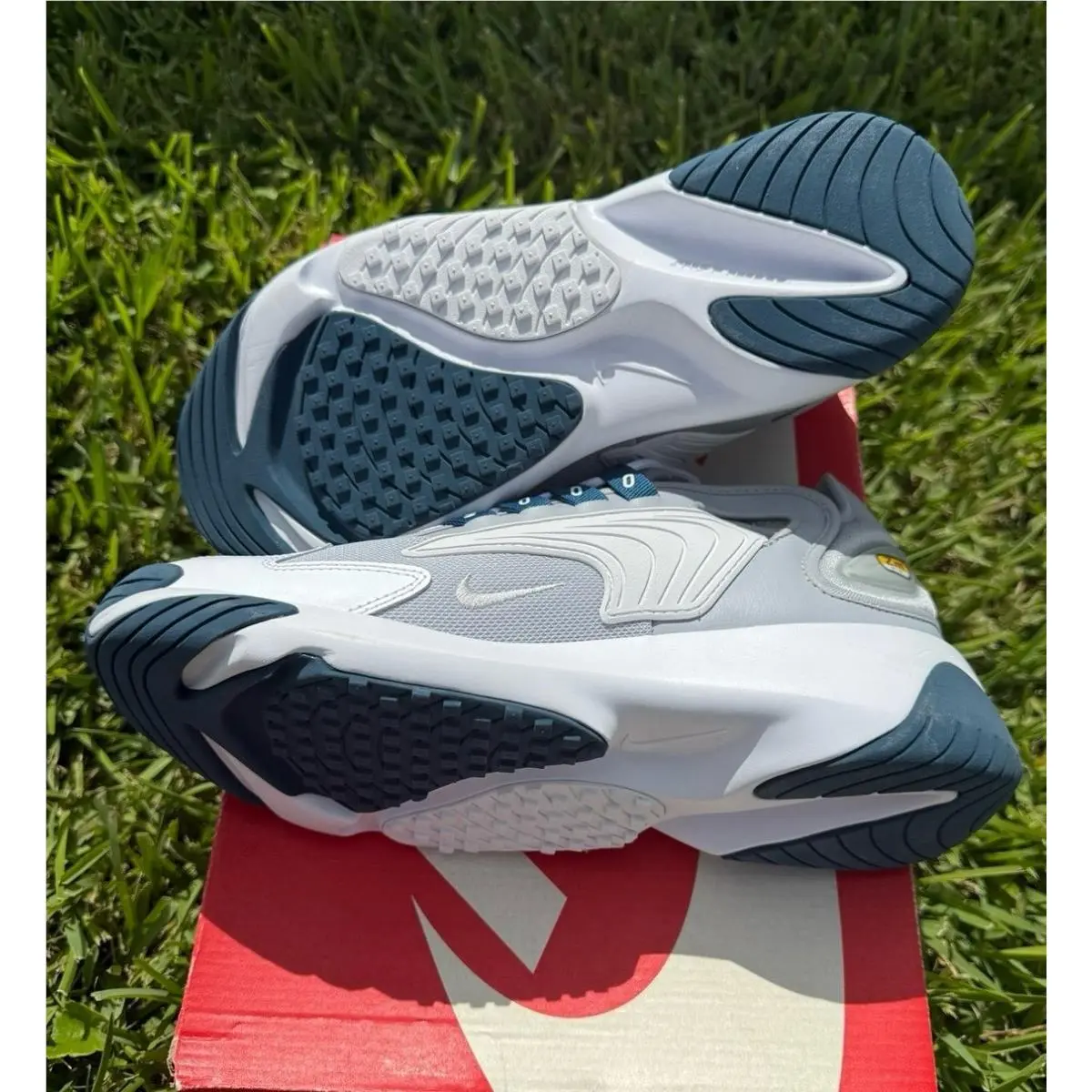 Nike shoes - white / gray 5