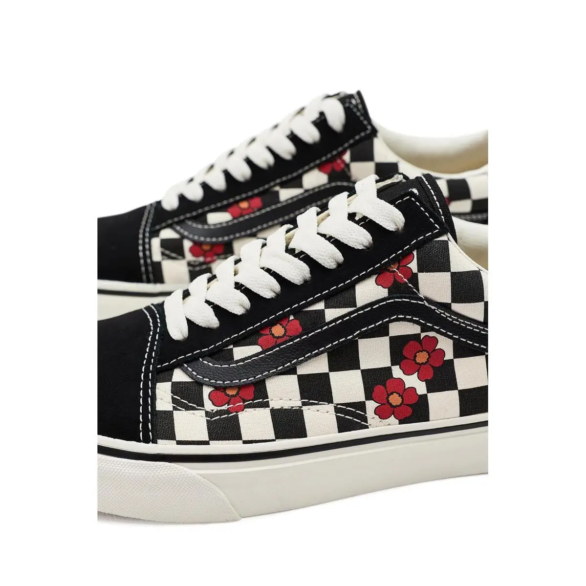 Vans shoes - (Classic Tumble) True White 79