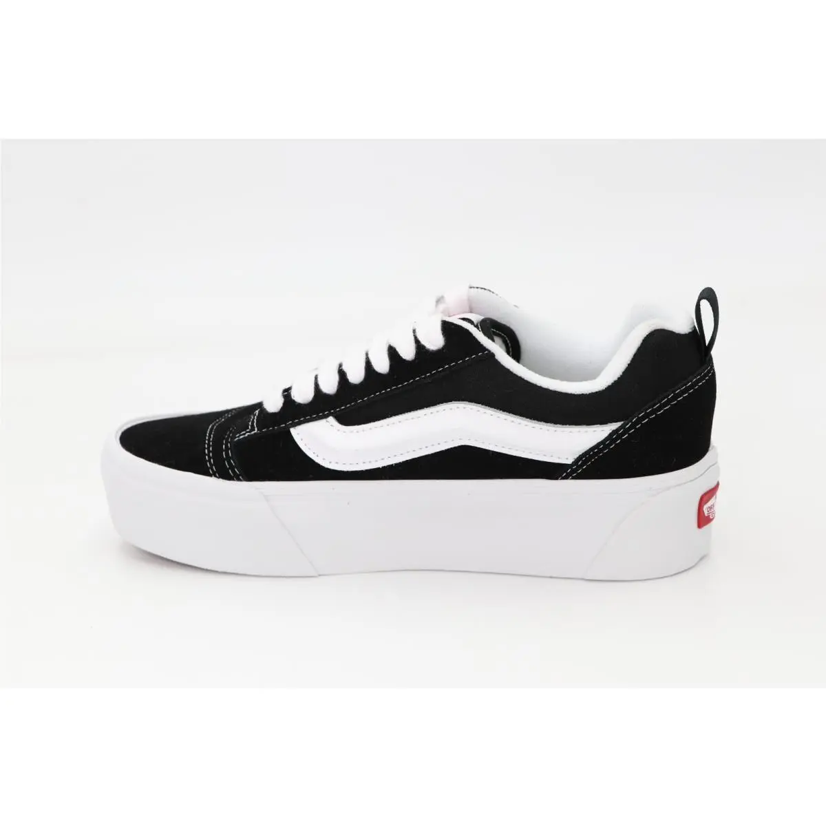 Vans shoes - Black and White 1