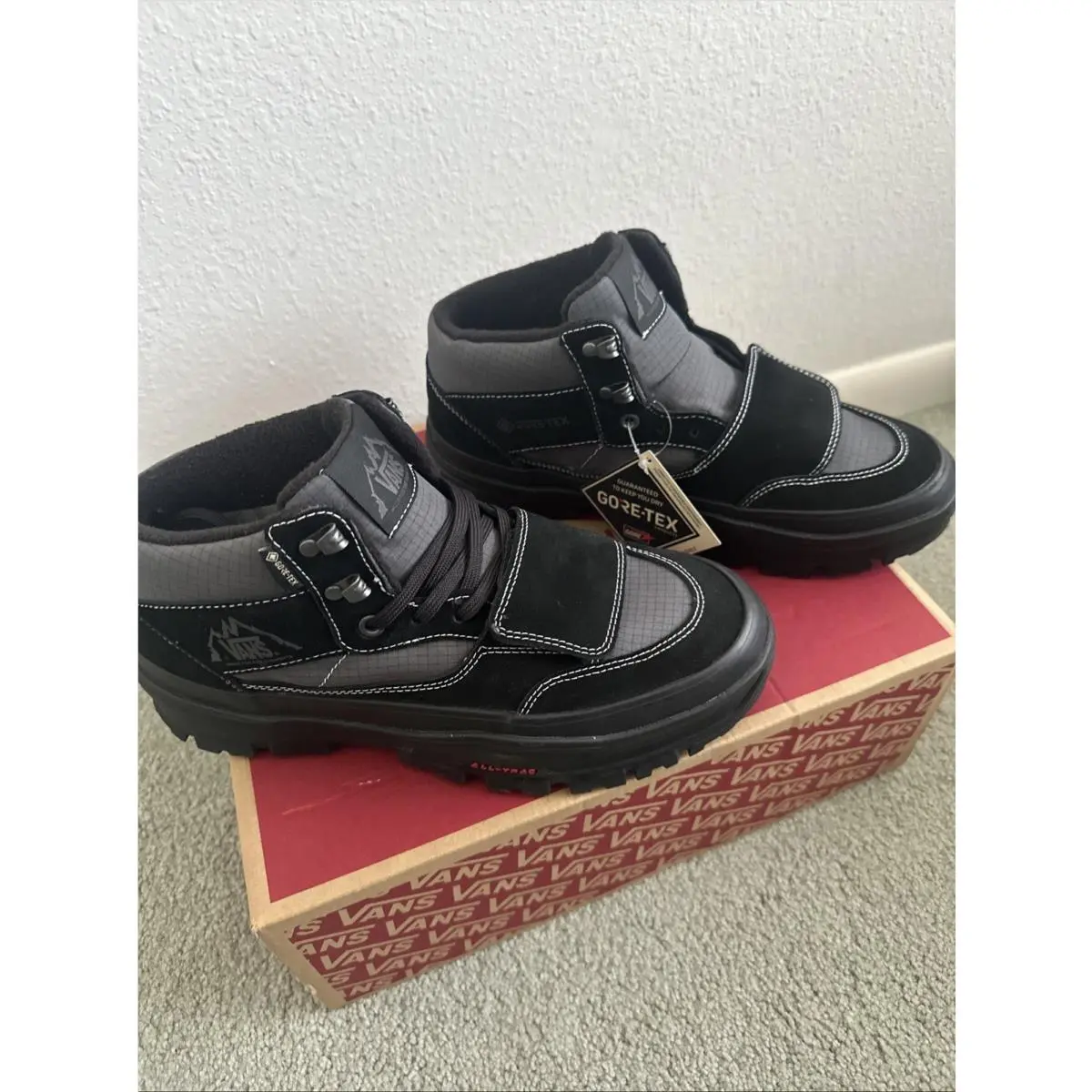 Vans shoes - MOUNTAIN MID GORE-TEX - MOUNTAIN MID - CN0000DAYBkA - BLACK BLACK 3