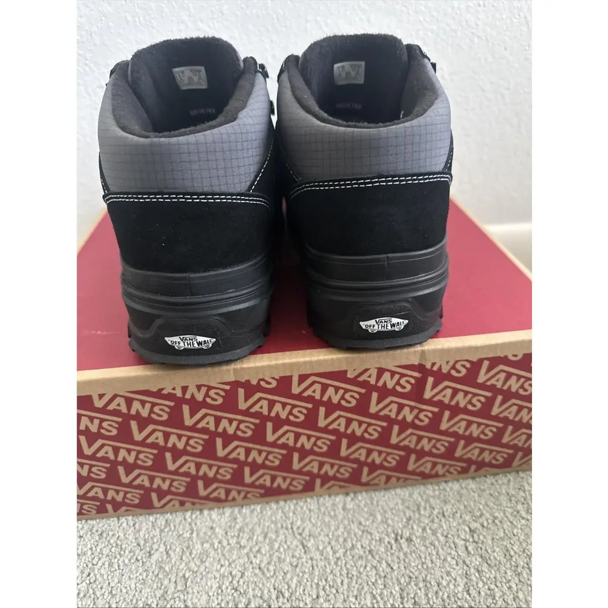 Vans shoes - MOUNTAIN MID GORE-TEX - MOUNTAIN MID - CN0000DAYBkA - BLACK BLACK 4