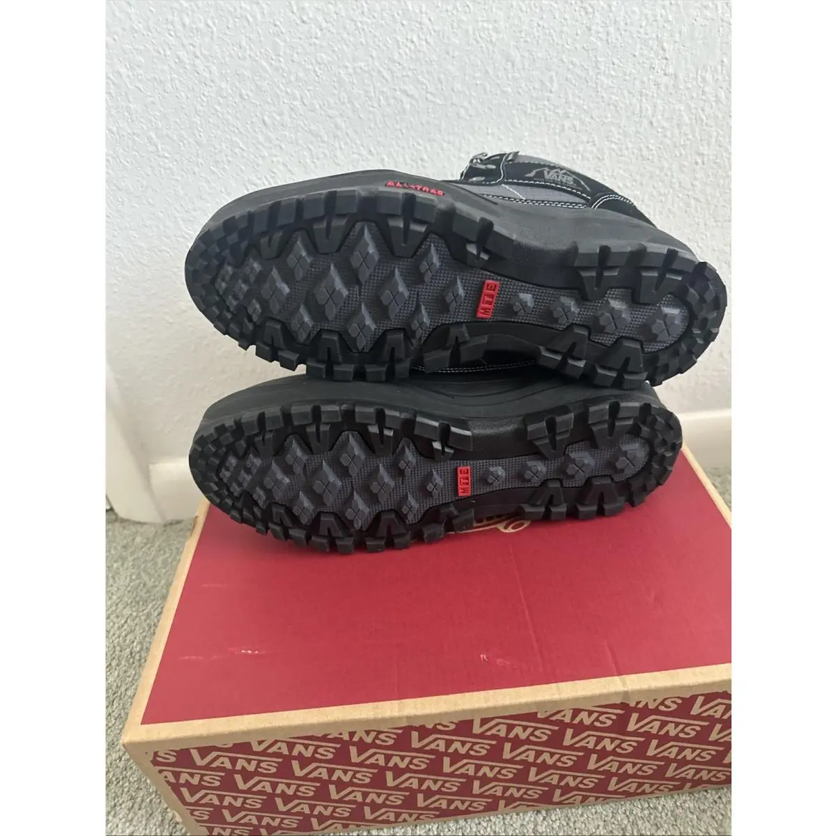 Vans shoes - MOUNTAIN MID GORE-TEX - MOUNTAIN MID - CN0000DAYBkA - BLACK BLACK 6