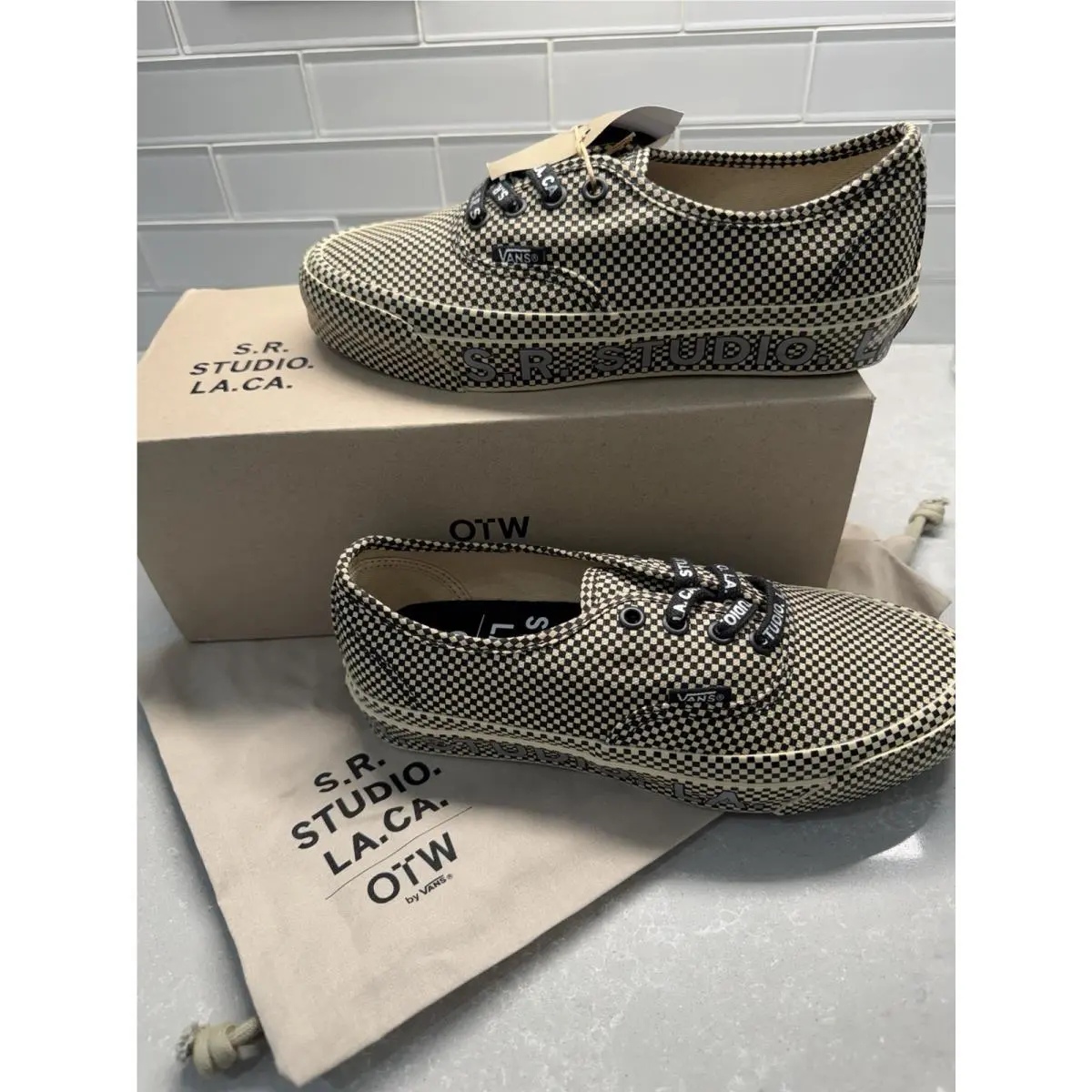 Vans shoes - VANS Authentic - Authentic - VN000DCNFFO - Brown 3
