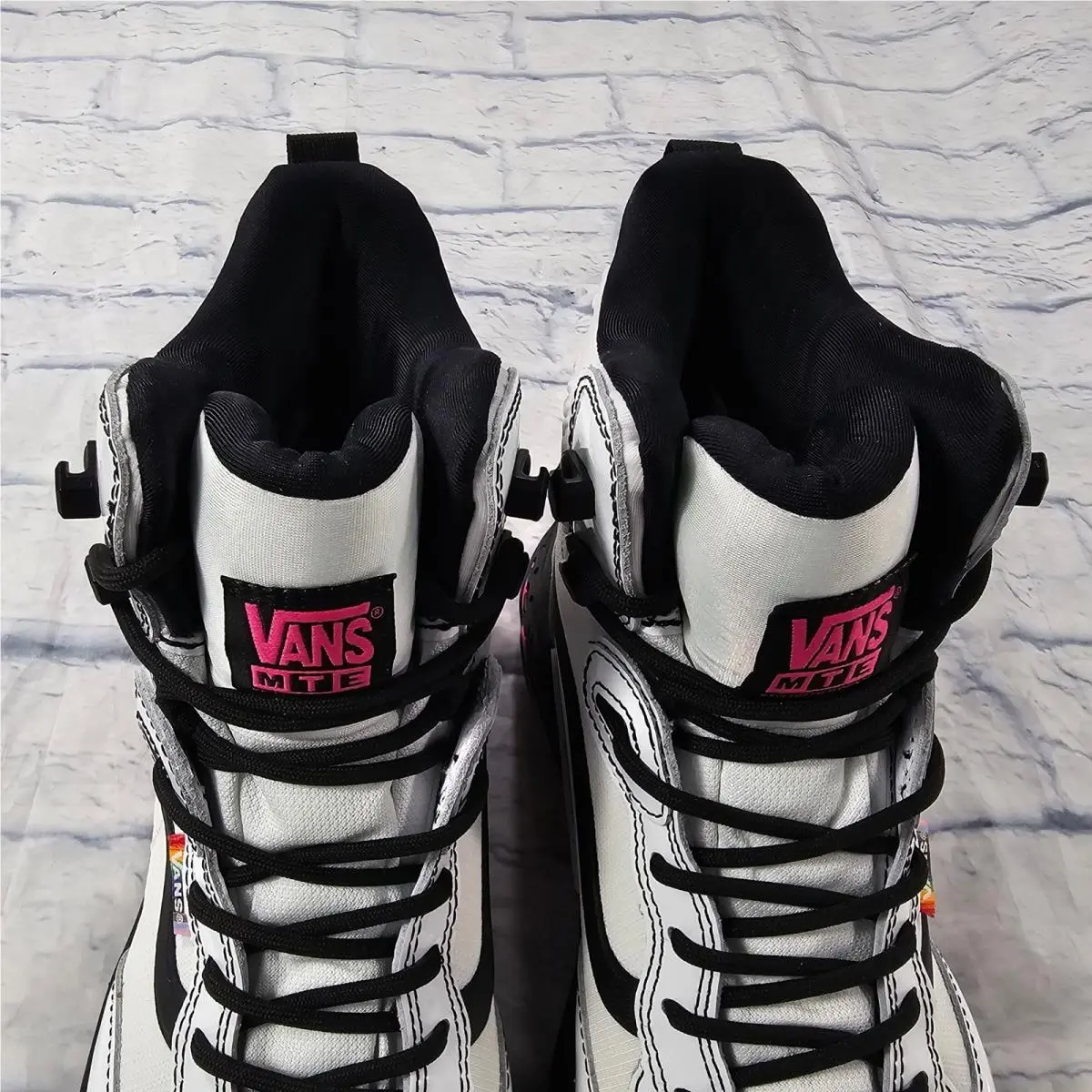 Vans shoes - MTE-3 Gore-Tex - White 2