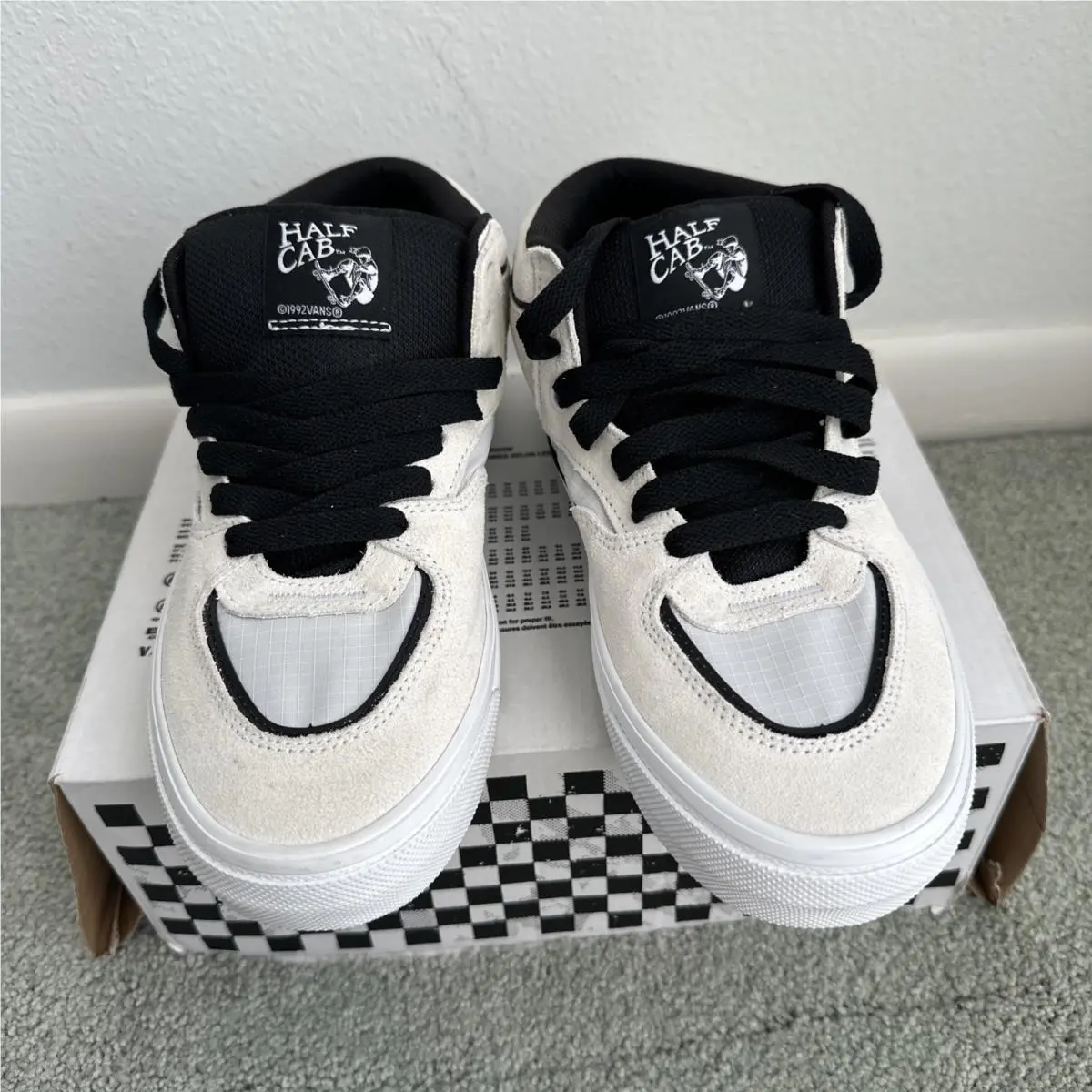 Vans shoes - VANS Half Cab - Half Cab - VN000D9ZYB2 - Ivory 1