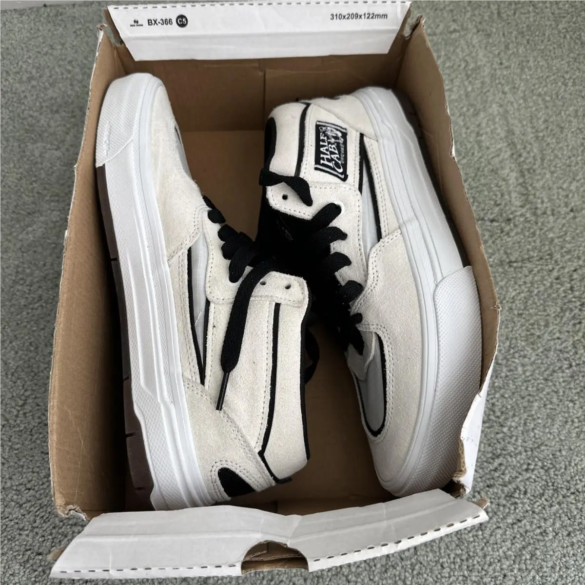 Vans shoes - VANS Half Cab - Half Cab - VN000D9ZYB2 - Ivory 9