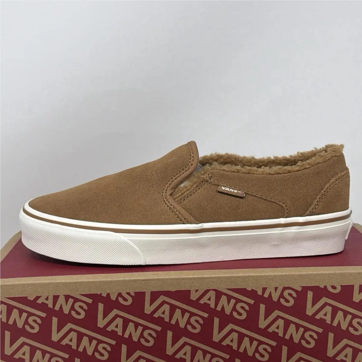 Vans shoes - Brown (UPC: 0197804430086) 0