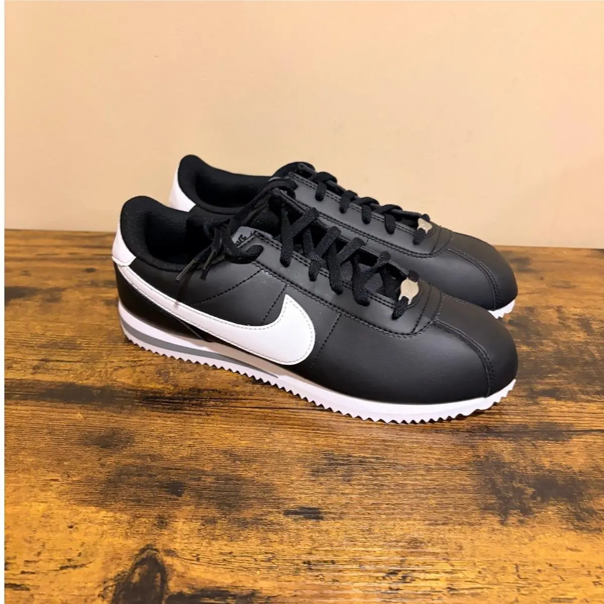Nike shoes - Nike Cortez GS - Cortez - Black 1