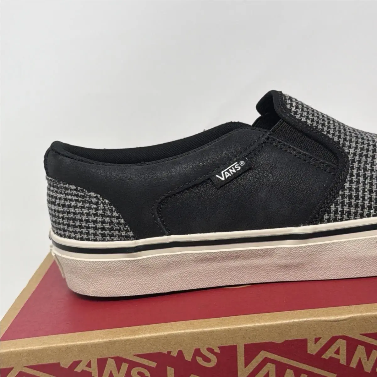 Vans shoes - VN000CGSNEZ - VN000CGSNEZ - Brown (UPC: 197804424047) 2