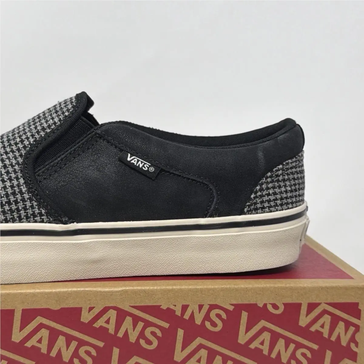 Vans shoes - VN000CGSNEZ - VN000CGSNEZ - Brown (UPC: 197804424047) 4