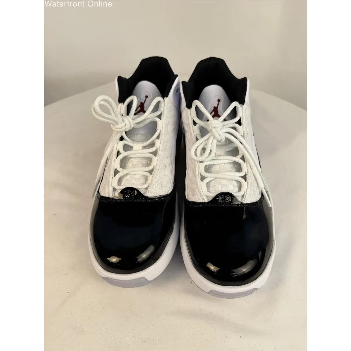 Nike shoes - Air Jordan Max Aura 2 - White/Black 5