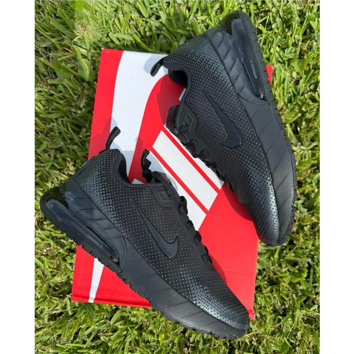 Nike shoes - Nike Essentialist - Essentialist - Black 2