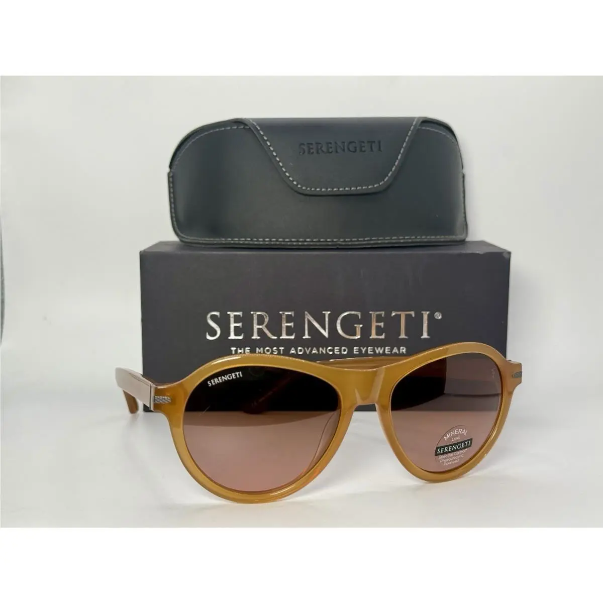 Serengeti Danby SS527002 Sunglasses Polarized Photochromatic