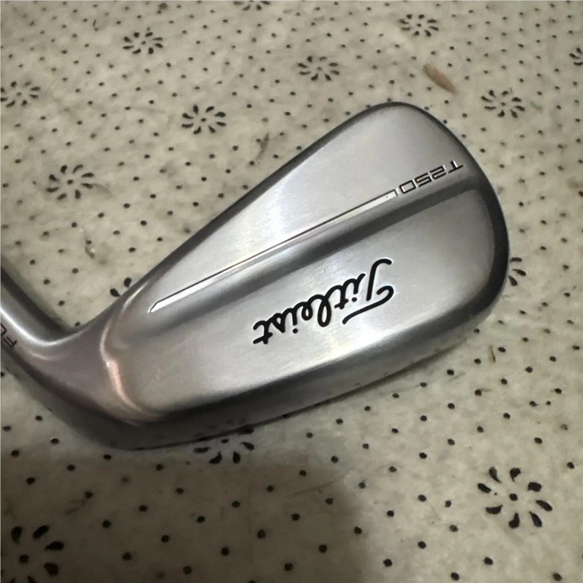 2025 Titleist T250u 4 Iron True Temper Amt Black Stiff Steel
