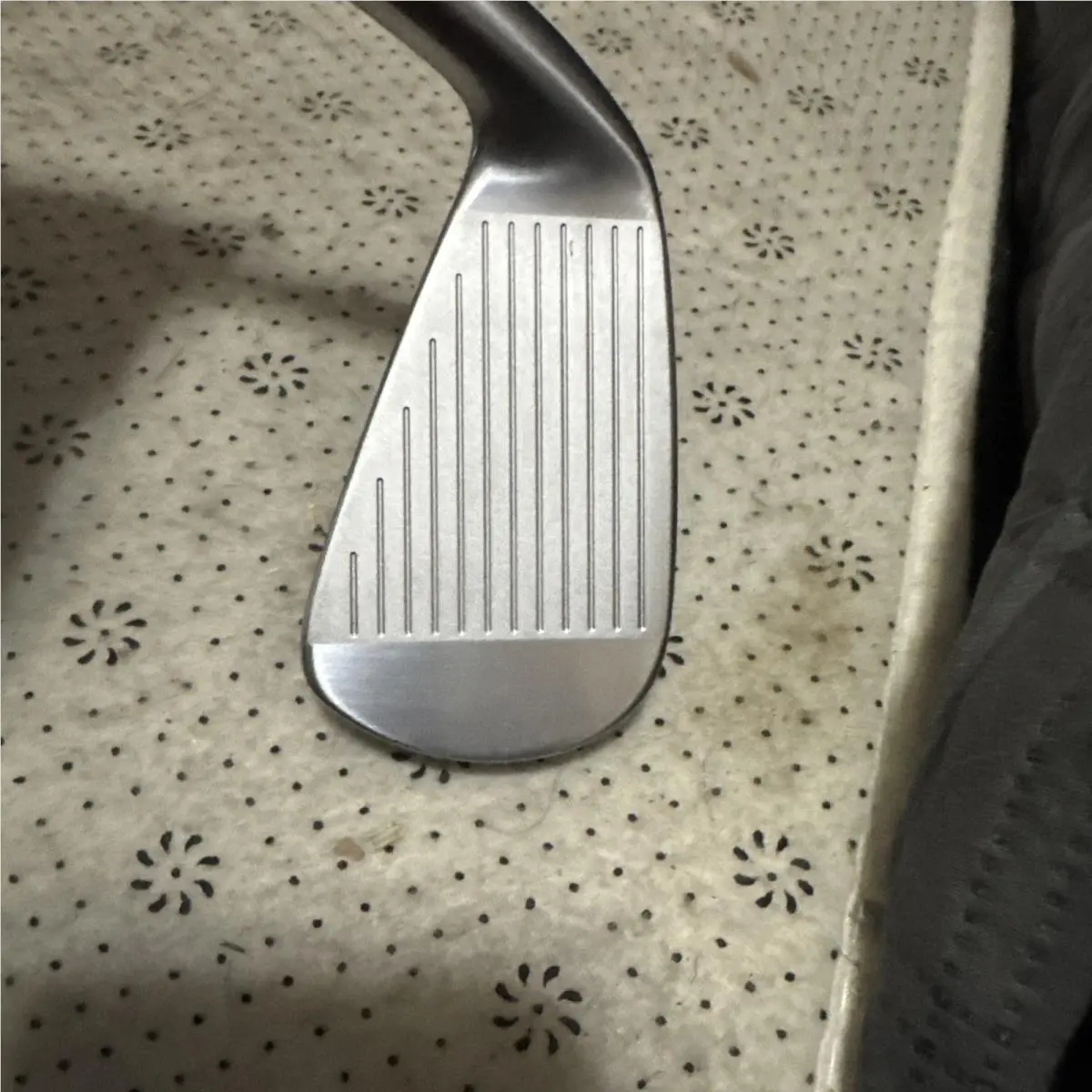 Titleist  - T250u - T250u - Black 4