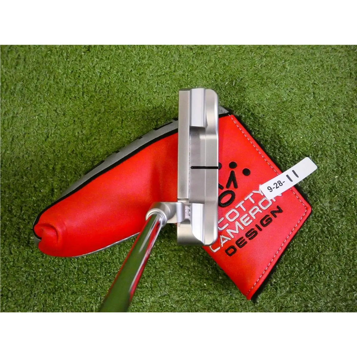 Titleist  - Scotty Cameron 2025 Studio Style Newport 2