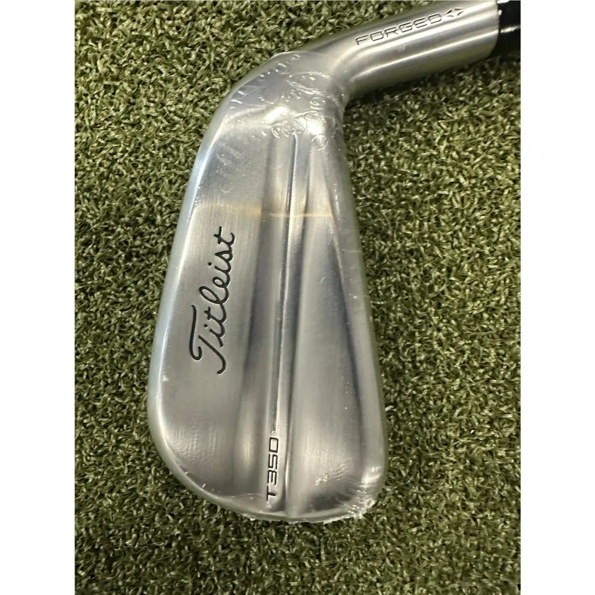 Titleist  - Titleist T350 (2025) - Silver, Lie Angle: Black 1