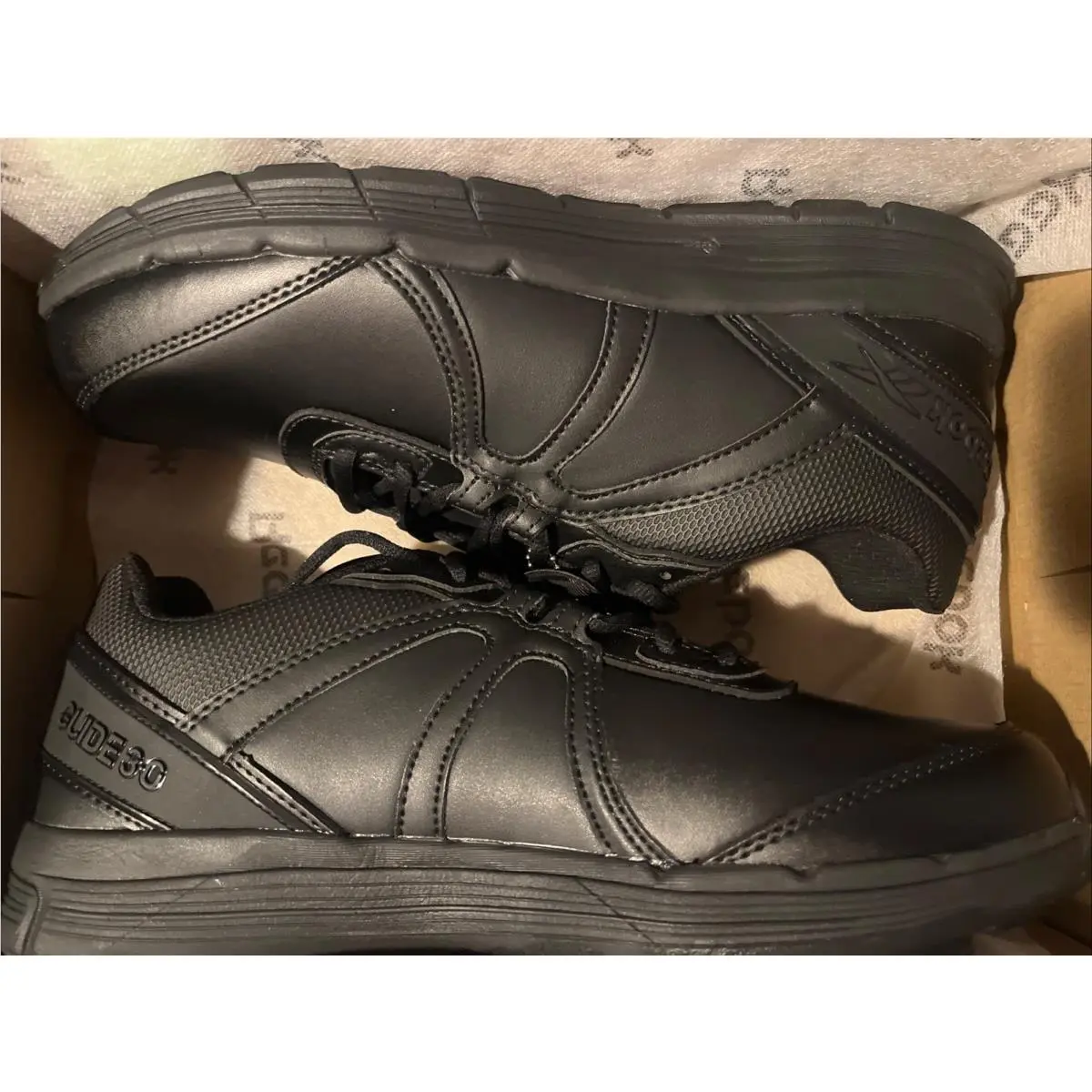 Reebok shoes - Black (UPC: 690774381735) 2