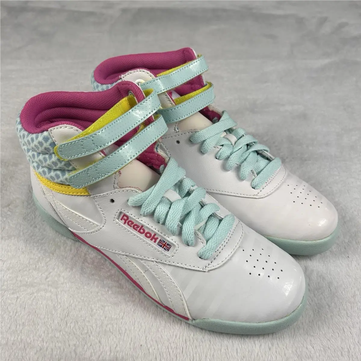 Reebok shoes - Reebok Freestyle - Freestyle - White, Pink, Cool Breeze (UPC: 0888596456605) 4