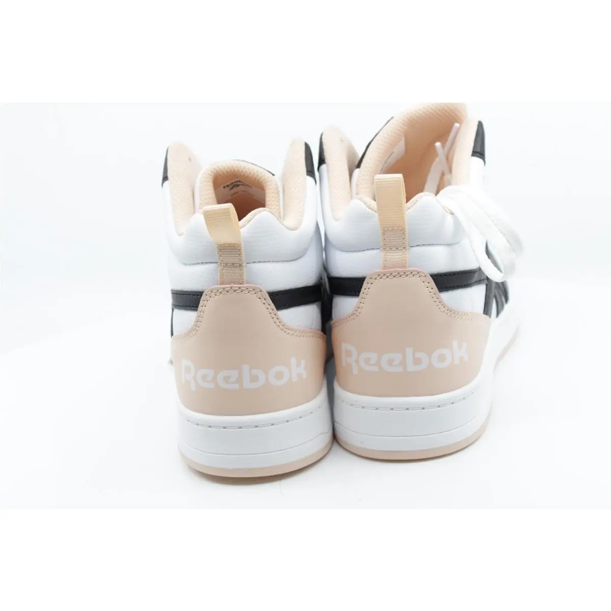 Reebok shoes - White 1