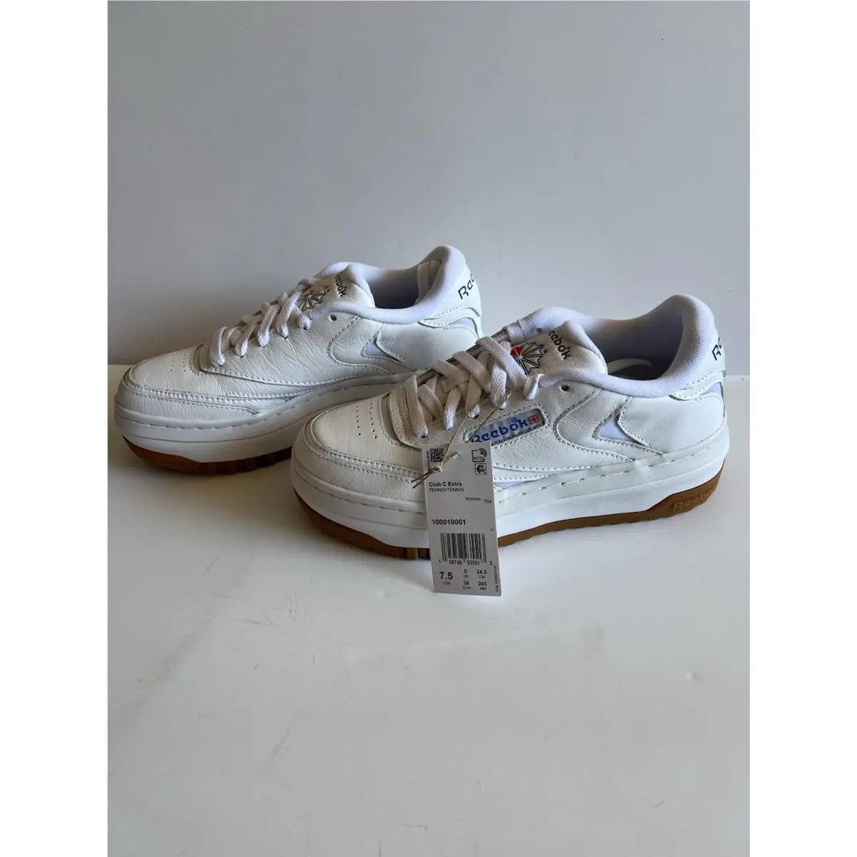 Reebok shoes - White 2