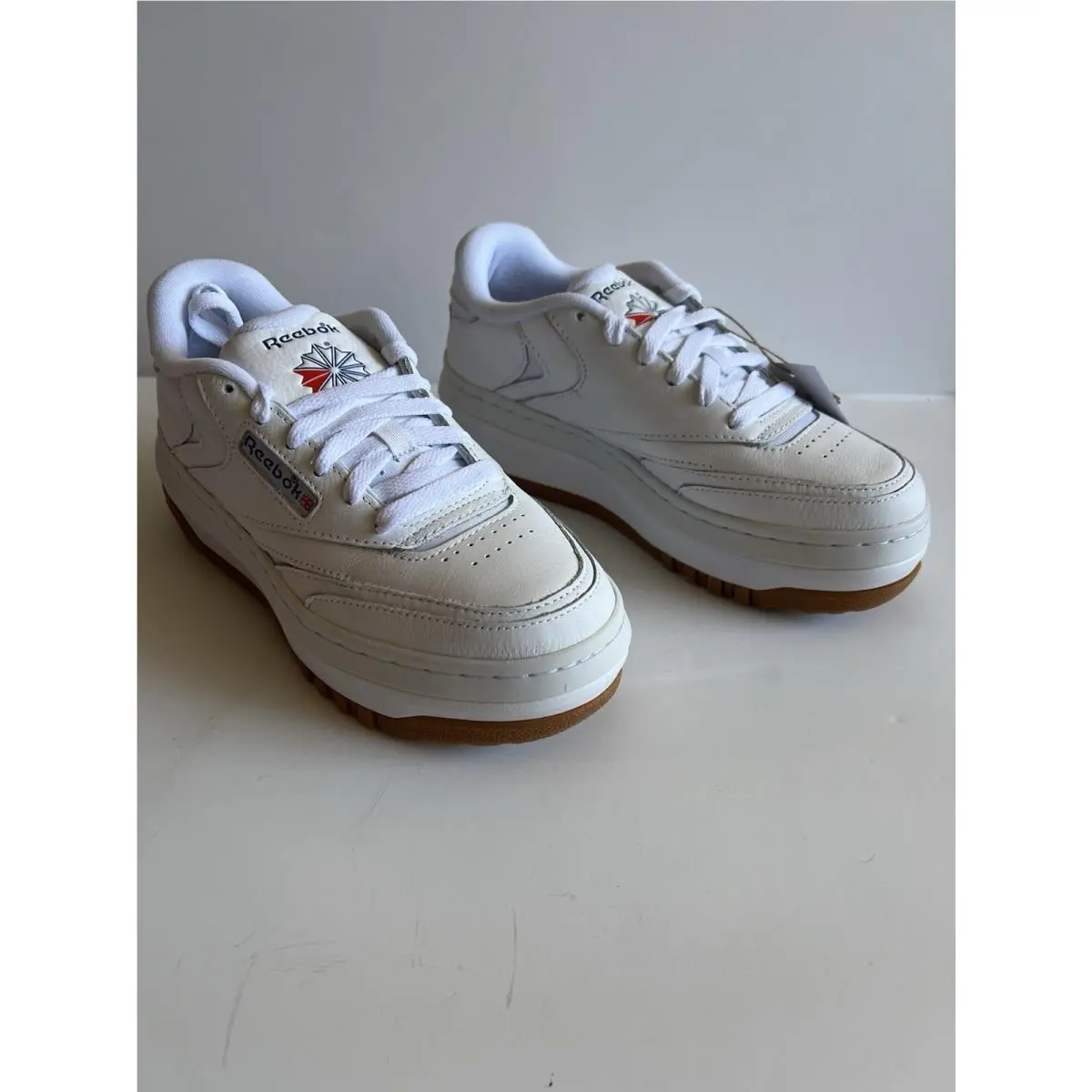 Reebok shoes - White 1