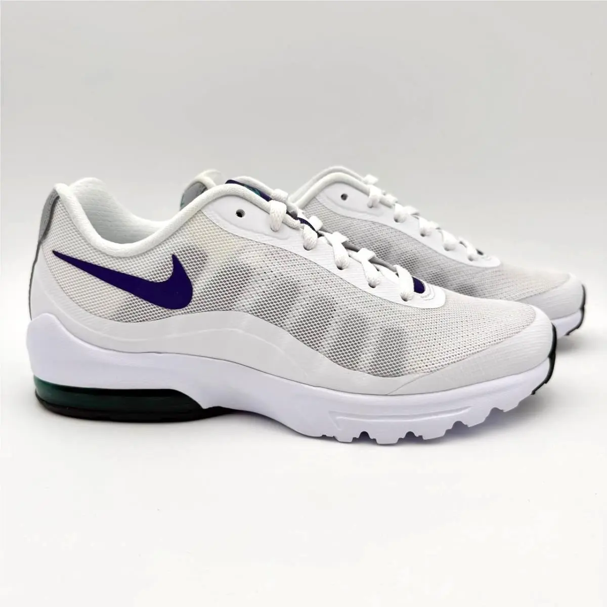 Nike shoes - Nike Air Max Invigor - Air Max Invigor - 749866-101 - White (UPC: 198727468408) 1